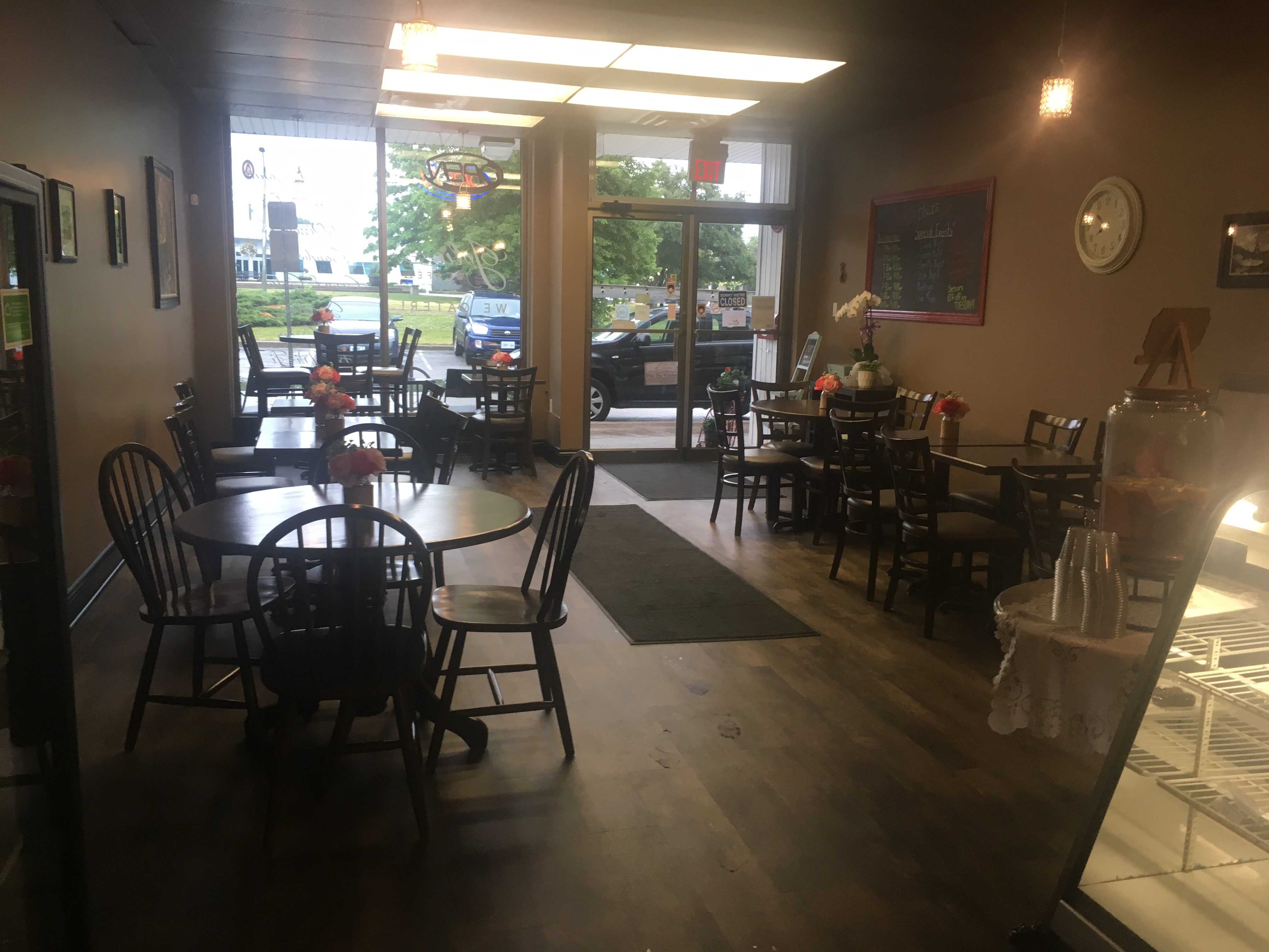 Jolie Cafe in Ajax Dining Area